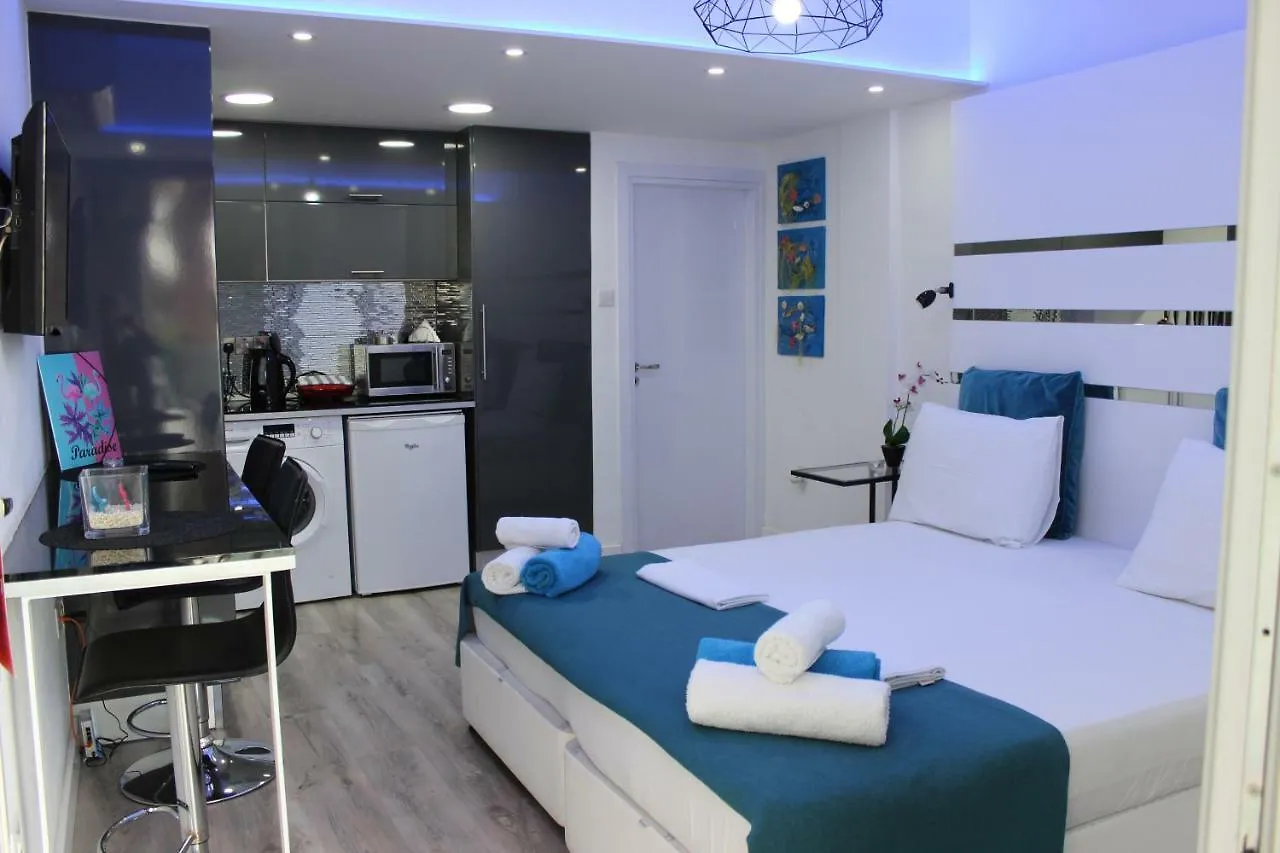 לרנקה Mariandry Boutique Apartments